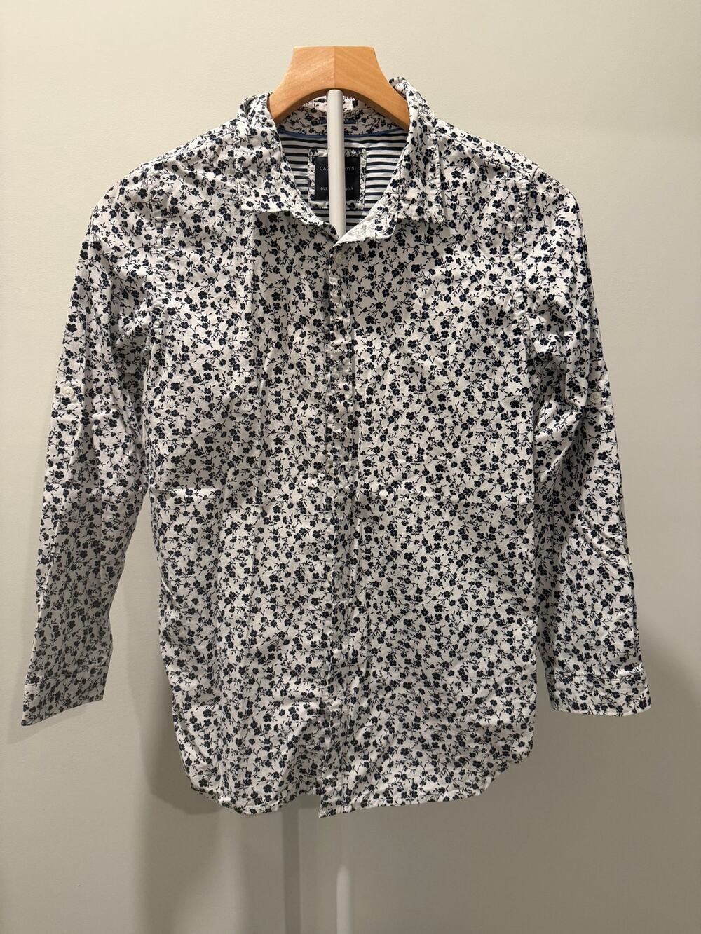 Cactus Boys Size 13/14 Floral Button Down Shirt Navy White Roll Tab Sleeve